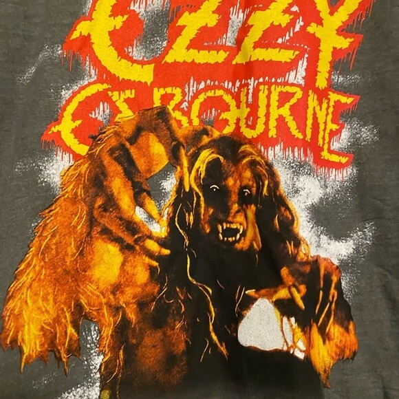 Ozzy Osborne “Bark At The Moon” 1984 Tshirt Short Sleeve (S131)