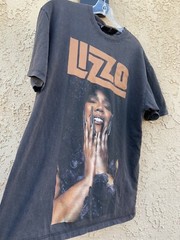 BERSHKA Lizzo Band T Shirt Sz XS Oversized Rap Tee Graphic Official Merch Faded