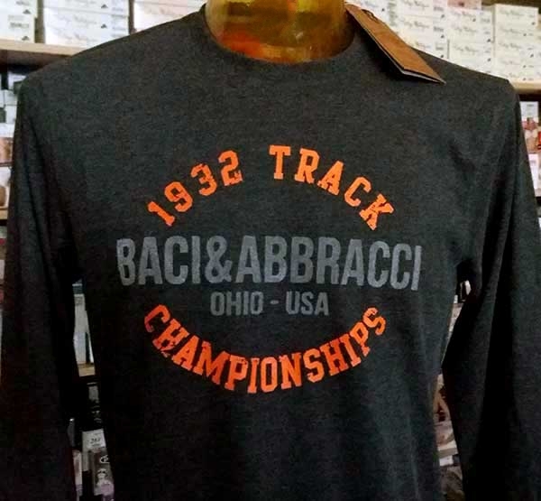 Men’s Long Sleeve T-Shirt Baci & Abbracci With Cuffs And Logo Print Art BAM2311