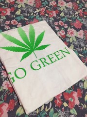 Women’s Go Green Weed White T-shirt , 100% Cotton,New ( Tear Away Label)