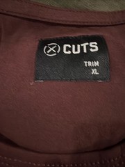 NWOT Cuts AO Men’s Trim XL Short Sleeve Crew Curve-Hem Magenta Tee- $54 Retail!