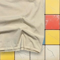 4Hunnid YG Shadow Logo Graphic Shirt Y2K Men M Cream Short Sleeve Crewneck Tee