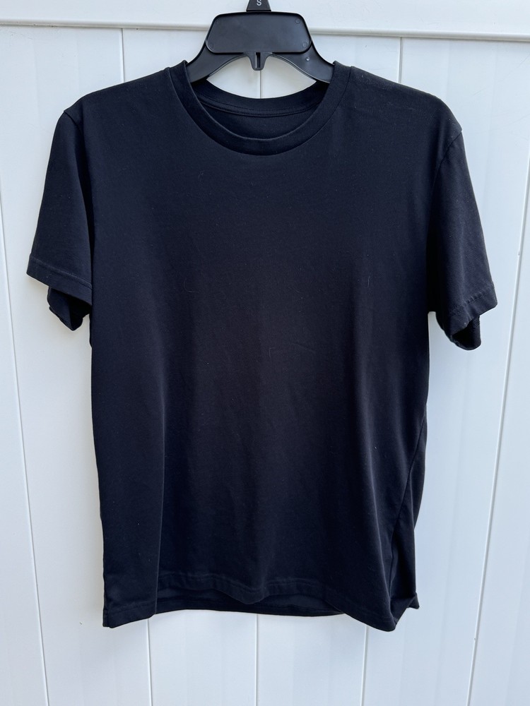 Uniqlo Black T-Shirt Size Large Basic Crew Neck Cotton Polyester