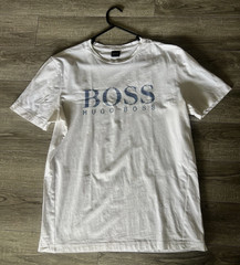 Hugo Boss T-Shirt White – Large