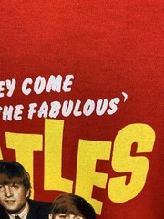 New Beatles Here They Come American Tour 1964 Shirt Red Size Large 2002 NWT