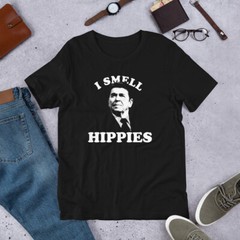 RONALD REAGAN I SMELL HIPPIES Republican Politics Funny Unisex T-Shirt