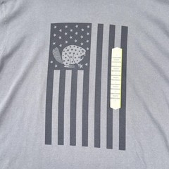 Duluth Trading Co Shirt Mens Large Gray Beaver Flag Graphic Relaxed Longtail T