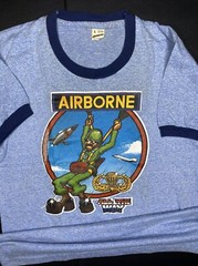 Vintage Airborne T-Shirt L Parachute Army Ranger 70’s The Rats Hole Screen Stars