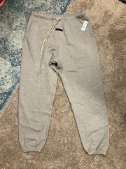 Fear of God Essentials Sweatsuit – XL Core Heather Crewneck & Sweatpants – NWT