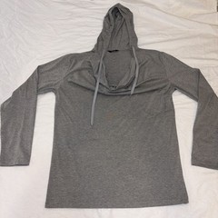 Gently Used Men’s Coofandy Gray Hooded Draped Neck Long Sleeve T Shirt Size Smal