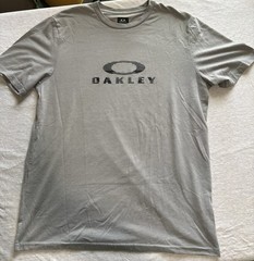 Oakley Hydrolix Gray Logo Graphic Performance T-Shirt Men’s Size S