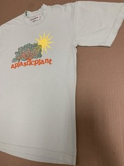 Green A Plastic Plant Tee Shirt SMALL – Preowned