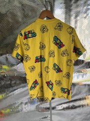 Nintendo Men’s Yellow Super Mario Mario Yoshi Graphic Crew Neck Tee Size L