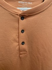 Kenneth Cole Shirt Mens Large Apricot Orange Short Sleeve Henley Tee T-shirt NWT