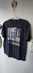 Black Graphic T-Shirt Medium Music Lover Casual Acrylic Music Makers Tee