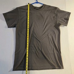 Gildan Men’s Medium Gray Ultra Cotton Short Sleeve Classic T-Shirt G2000