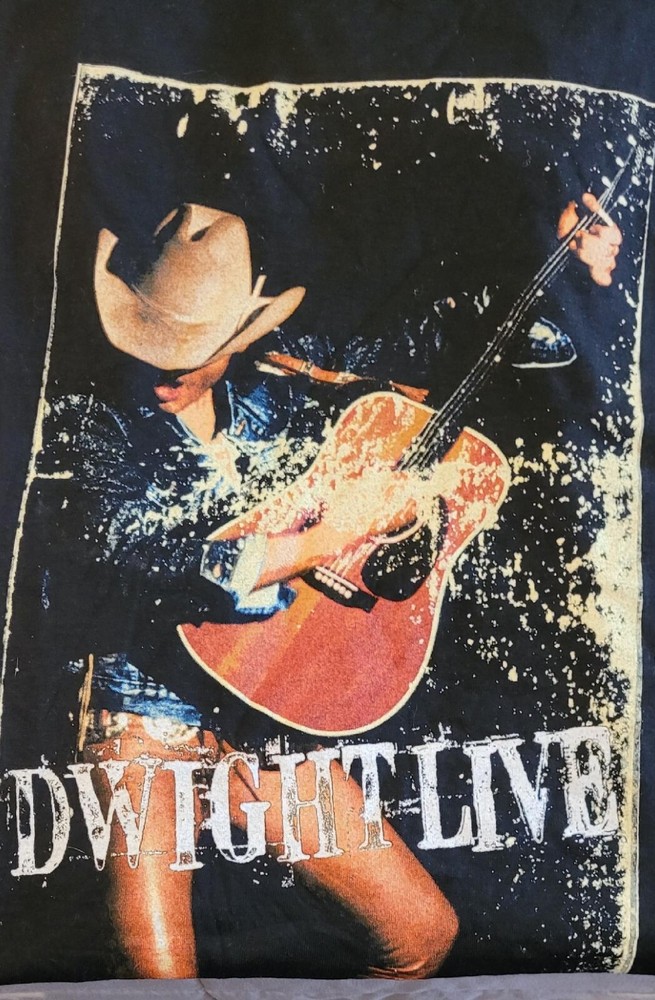 Dwight Yoakum T-shirt Dwight Live Black XLShort Sleeve Brokum Worldwide