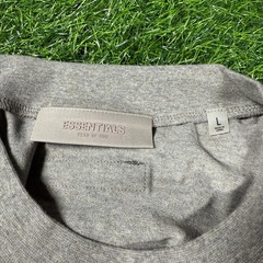 Fear of God Essentials T-Shirt SS22 Dark Oatmeal Gray – 100% Authentic (XS-XL)