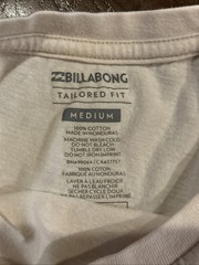 Men’s Cream Colored Billabong Tee Size Medium