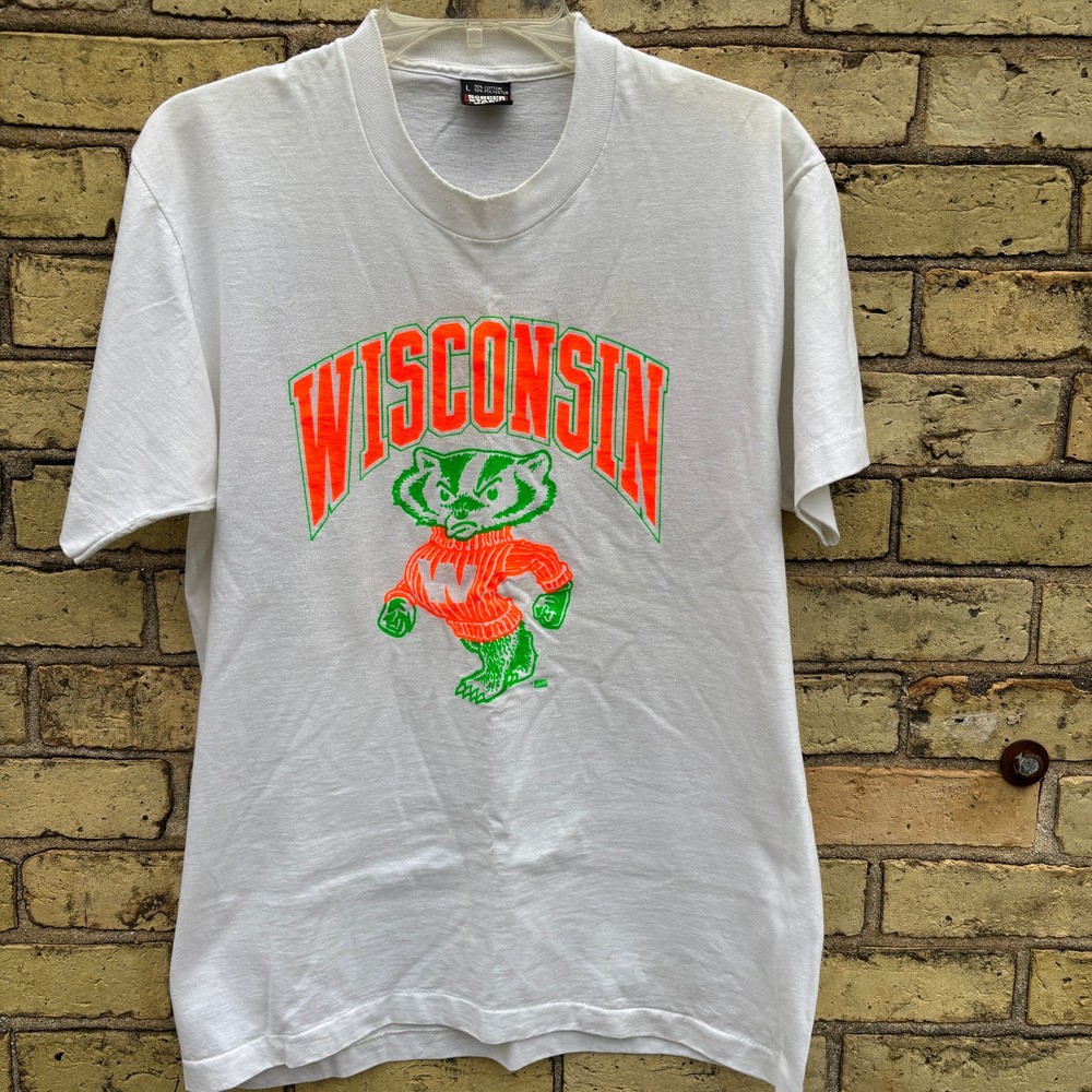 Wisconsin Badgers Vtg Men’s L Neon Green Orange Single Stitch White T-Shirt USA