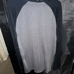 Old Navy Men’s 2XL Gray/Black Soft-Washed Colorblock Raglan Crew T-Shirt