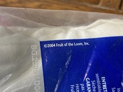 Vtg NEW Fruit of the Loom Mens V-Neck T-Shirts Medium 2004 100% Cotton Pack of 3