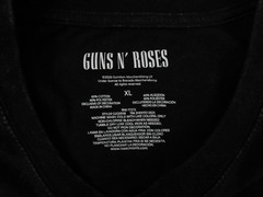 Guns N Roses XL 2026 Distressed Black T- Shirt NWT.