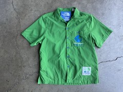 Online Ceramics x The North Face Short Sleeve Shirt sz Medium Arden Green