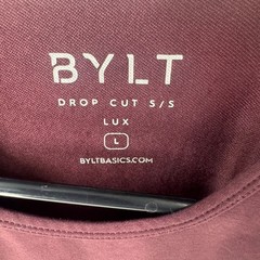 BYLT Drop Cut SS Lux Shirt Mens Large Maroon Burgundy Curved Hem Athletic Fit