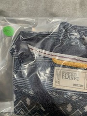 Free Planet Shirt Mens Medium Blue Aztec Stripe Pocket Surf Skater Style Tee