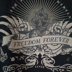 Levis Mens Black T Shirt Freedom Forever Size L 48″ Chest Good Used Condition