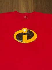 Incredibles Logo Medium Red Men On The Fruit Of The Loom T-shirt