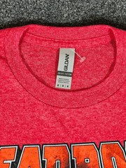 Deadpool T-shirt Mens Medium Red Gildan Heavy Cotton Polyester Riding Unicorn