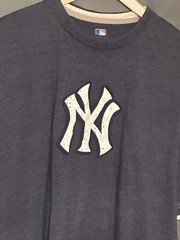 MLB Genuine Merchandise New York Yankees T Shirt Navy Blue Distressed Mens L