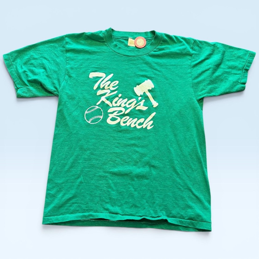 Vintage The King’s Bench Shirt Mens Large Fits Smaller Graphic Tee T-Shirt