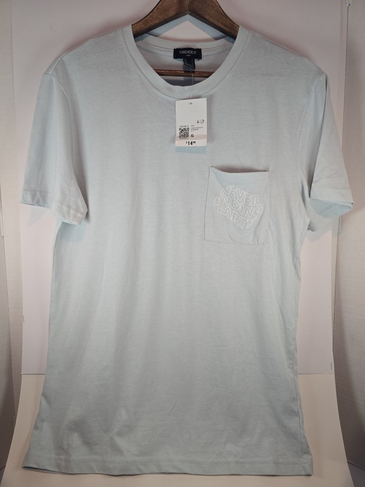 Forever 21 Men’s Never Ending Party Pocket T-Shirt Small Pale Aqua NWT