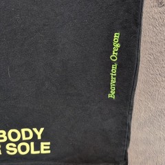 Nike Shirt Black M Graphic Limited Edition World Tour Oregon MOVE YOUR BODY Mens
