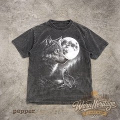 Vintage Wolf Wildlife Animal Comfort Tee