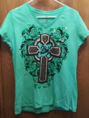 NICE LADIES’ GREEN CELTIC CROSS & CLOVER GREEN COTTON T-SHIRT SZ L