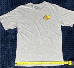 Bass Pro Shop Mens T-Shirt Size L Made In Pakistan Gray 90% Cotton 10% Polyester