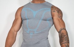 MEN’S SLEEVELESS GRAY COMPRESSION SHIRT SIZE MEDIUM