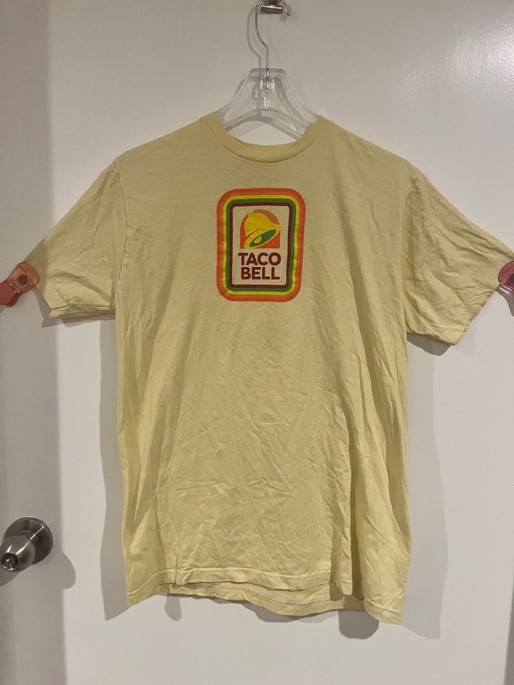 Taco Bell Mens T Shirt Large Graphic Short Sleeve Cotton Yellow Employee Tee