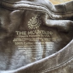 2016 The Mountain Wolves T Shirt Size Large Gray